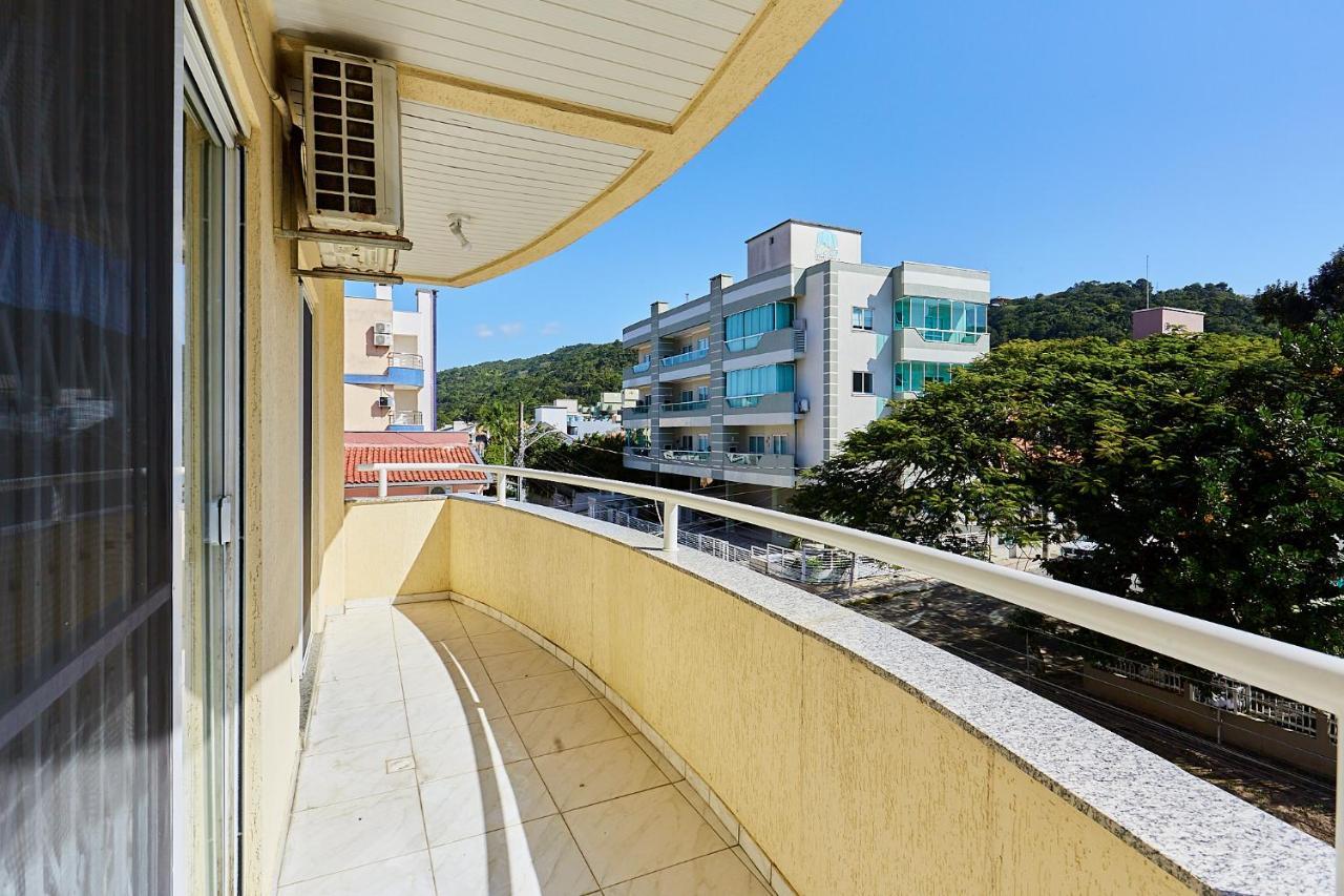 1040 - Departamento 2 quartos na Rua Pirajica . 200 m da Praia Bombinhas Centro Exterior foto